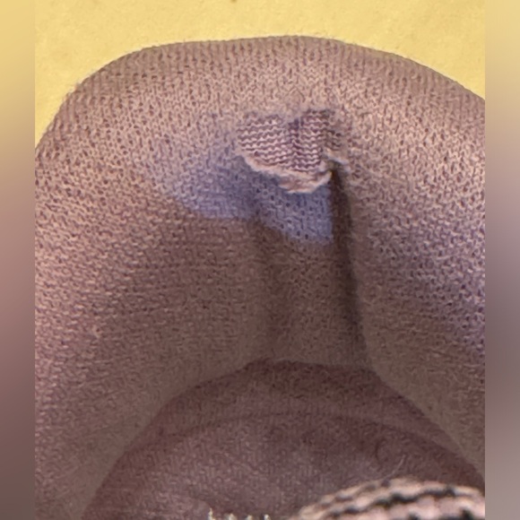 NEW BALANCE Running Shoes - Picture 9 of 10